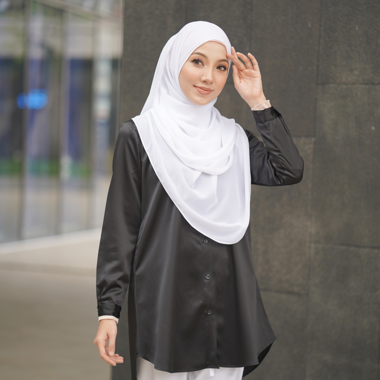 Luxe 2.0 (Black)