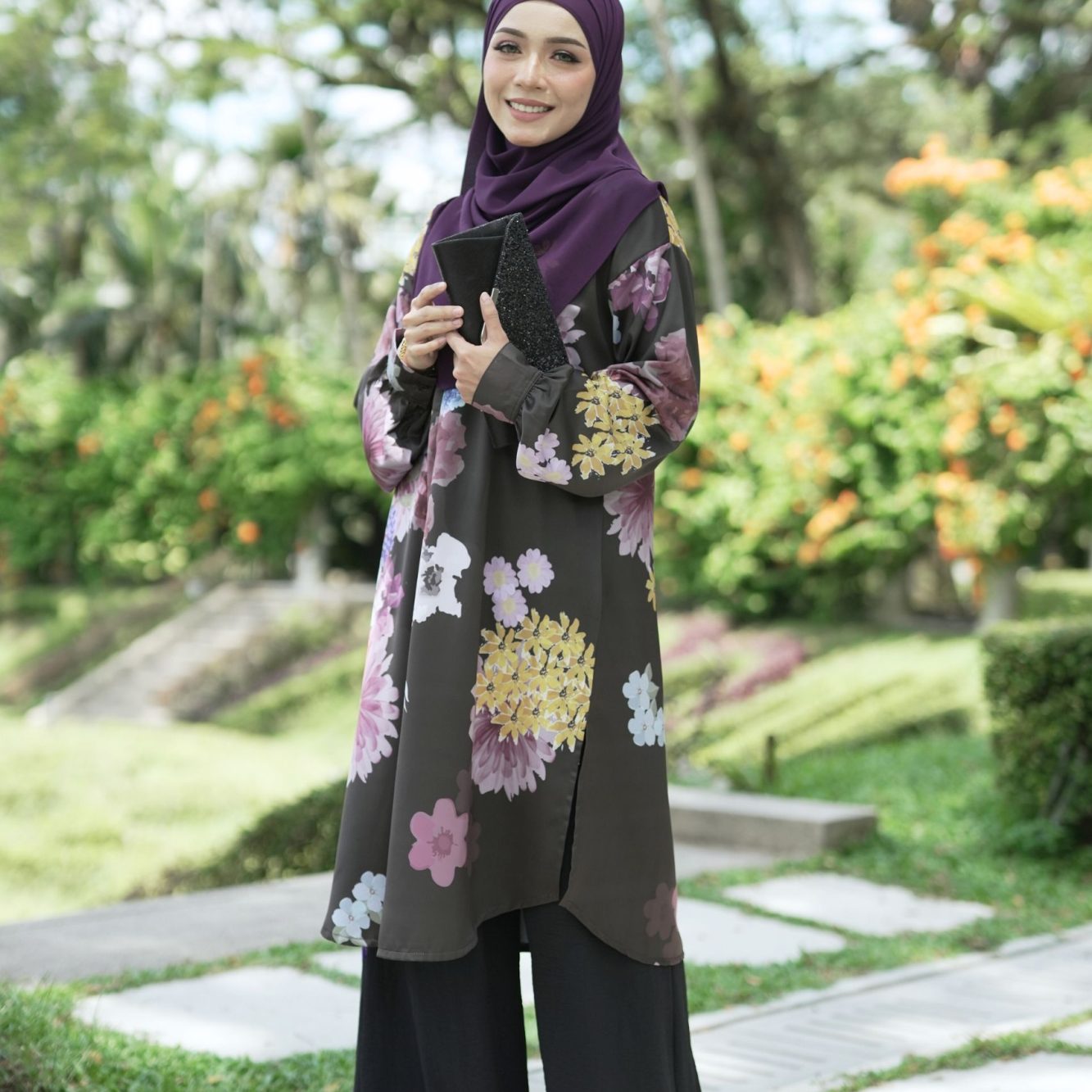 Manis Series Anggun ( Black )